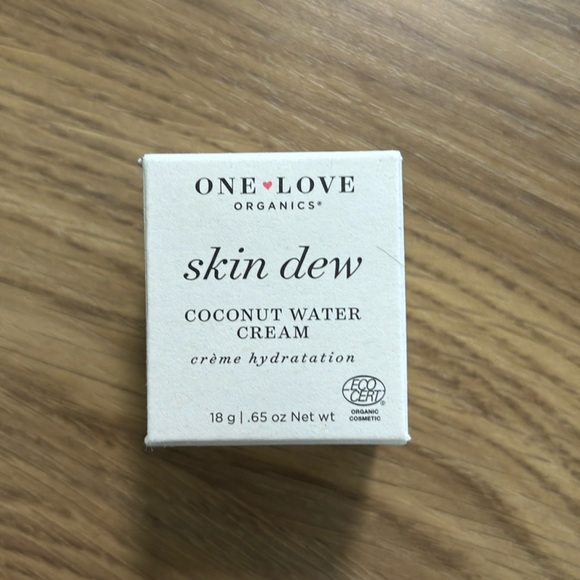 One Love Organics Skin Dew - Picture 1 of 4